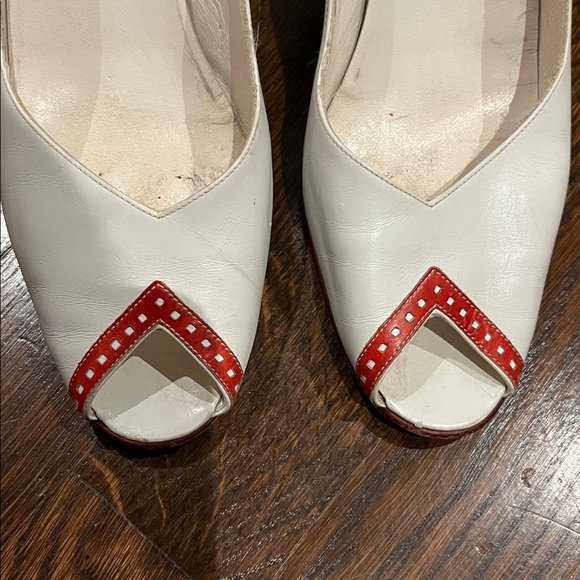 Bruno Magli White and Red Peep Vintage Toe Heels - Picture 3 of 8